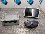 FORD FOCUS C MAX TITANIUM [SAT_NAV_UNIT] 2017, Gebruikt, -, -, Ophalen of Verzenden