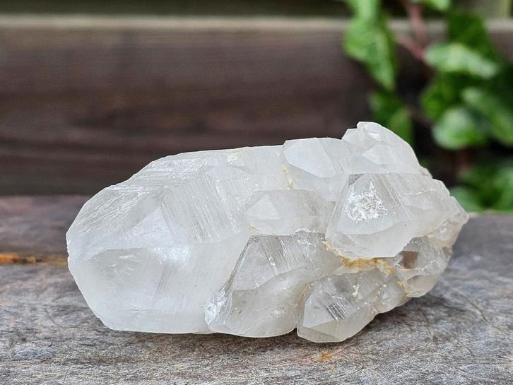 Bergkristal cluster uit Kosovo, Sieraden, Tassen en Uiterlijk, Edelstenen, Ophalen of Verzenden