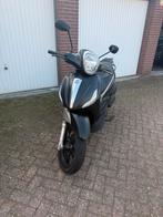 Beverly 350cc uit 2015 - Rijdt goed, wel wat aandacht nodig, Ophalen, Gebruikt, Benzine, Overige modellen