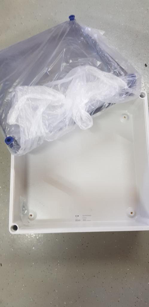 schakelkast EATON  36 x 36cm nieuw in doos, Doe-het-zelf en Verbouw, Elektra en Kabels, Nieuw, Overige typen, Ophalen