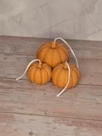 Zelfgemaakte pompoen kaars te koop, Ophalen of Verzenden, Nieuw, Overige materialen, Minder dan 25 cm