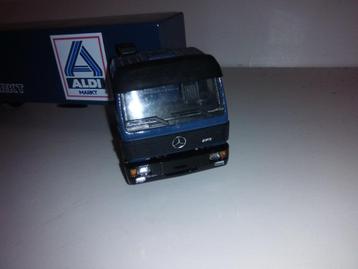 lion toys (Aldi mercedes) beschikbaar voor biedingen
