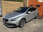 Volvo V40 Cross Country 1.5 T3 Momentum / {Pano & Camera), Auto's, Zwart, 152 pk, Hatchback, Kunstmatig leder
