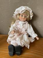 Vintage Porseleinen Pop met Blonde Haren, Ophalen of Verzenden, Zo goed als nieuw, Pop