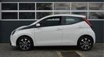 Toyota Aygo 1.0 VVT-i x-play | Carplay/Camera/Airco | Met 12, Auto's, Toyota, 12 maanden, Gebruikt, Euro 6, 4 stoelen