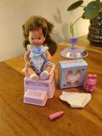 Vintage heart family baby wets en potje, Verzamelen, Verzenden, Gebruikt, Pop