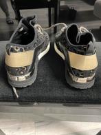 Schoenen IS m37. Amper gedragen., Kleding | Dames, Schoenen, Ophalen of Verzenden, Zo goed als nieuw, Sneakers of Gympen