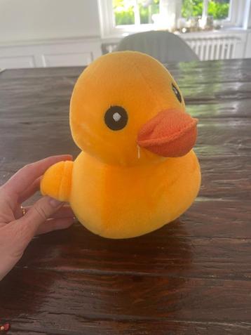 Gele kuiken knuffel beschikbaar voor biedingen