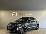 Volkswagen T-Roc 1.5 TSI R-Line Pano|Keyless|IQ|Sfeerver|BTW, Zwart, 4 cilinders, 150 pk, Zwart