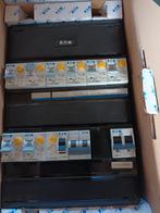 EATON GROEPENKAST, Doe-het-zelf en Verbouw, Elektra en Kabels, Ophalen of Verzenden, Zo goed als nieuw, Overige typen