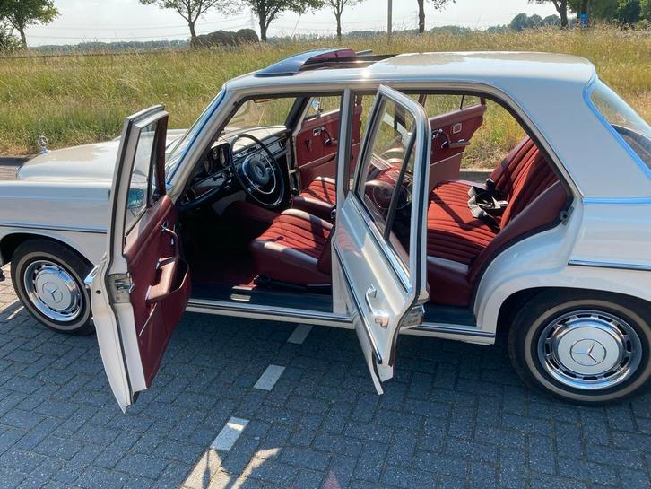 Mercedes-Benz 1969 Wit, Auto's, Mercedes-Benz, Particulier, Geïmporteerd, Wit, Ophalen