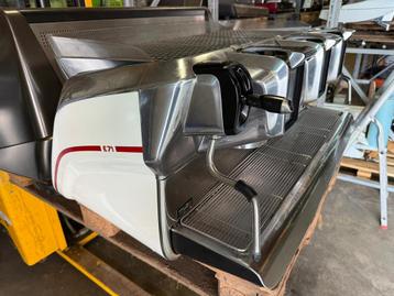 Koffiemachine- Faema E71-2020 beschikbaar voor biedingen