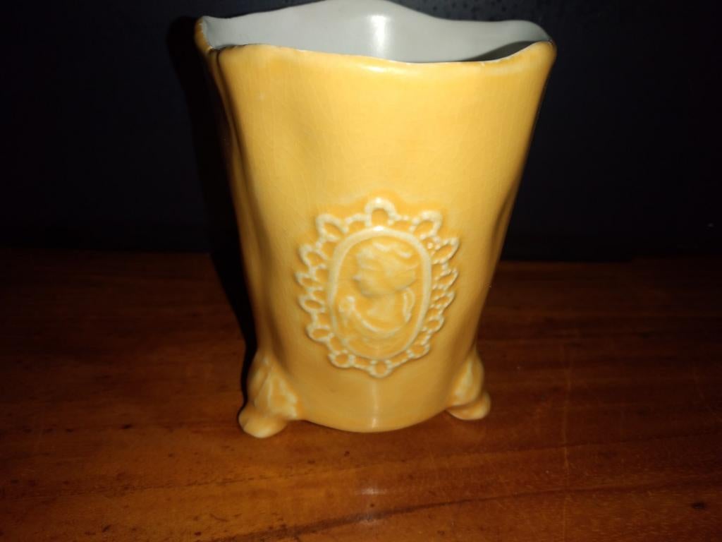 Klein antiek vastje Oranje, Ophalen of Verzenden
