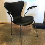 IZGS Fritz Hansen Series 7 3207 stoel zwart leer chair, Zwart, Leer, Ophalen of Verzenden, Zo goed als nieuw