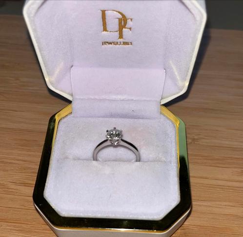 Diamante, witgoude ring 0,54ct VVS, D color ringmaat 51, Sieraden, Tassen en Uiterlijk, Ringen, Zo goed als nieuw, Dame, Kleiner dan 17