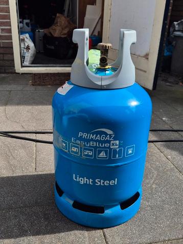 Grote lichtgewicht gasfles te koop  beschikbaar voor biedingen