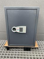 Inbraakwerende kluis van Holland Safety, Ophalen, Zo goed als nieuw