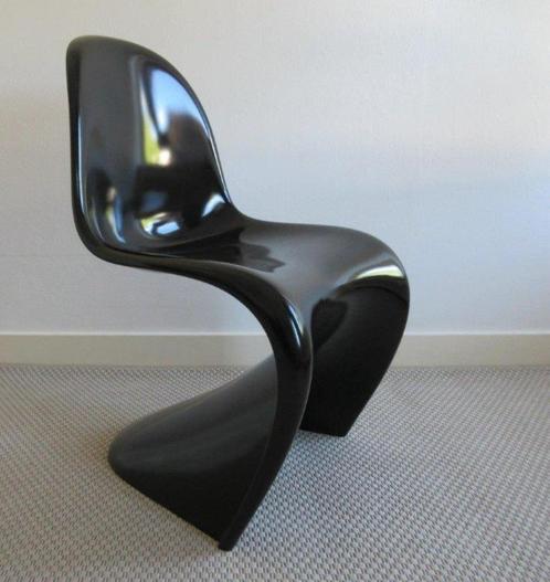 Vitra Panton Chair Classic | Design: Verner Panton | Vitra, Huis en Inrichting, Stoelen, Zo goed als nieuw, Eén, Kunststof, Zwart