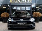 Volkswagen Golf 1.0 TSI Highline|PANO|CAMERA|CARPLAY|17'', Stof, Gebruikt, 620 kg, Zwart