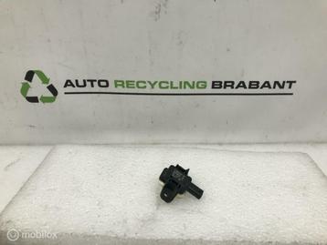 Airbag Sensor Mercedes GLA Klasse X156 ORIG A1668210351 beschikbaar voor biedingen