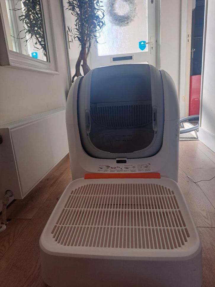 Elektrische kattenbak, Dieren en Toebehoren, Kattenbakken, Zo goed als nieuw, Zelfreinigend, Ophalen