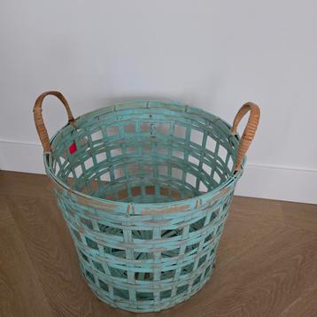 Nieuwe Mand in Oude Stijl - Mint Groen 50% korting  beschikbaar voor biedingen