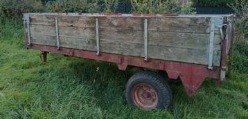 Wagen voor achter tractor  beschikbaar voor biedingen