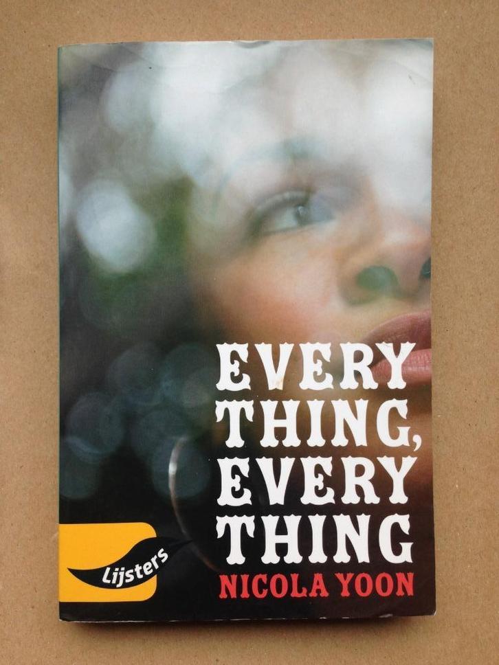 Nicola Yoon - Everything, Everything, Boeken, Literatuur, Zo goed als nieuw, Ophalen of Verzenden