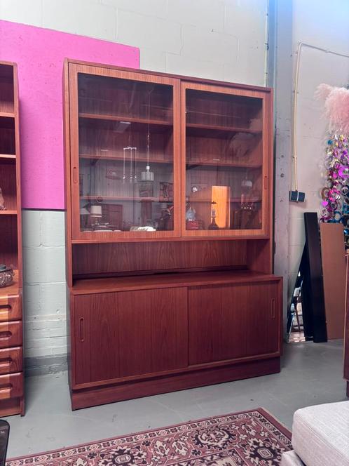 Vintage poul hundevad deens design vitrinekast teak, Huis en Inrichting, Kasten | Vitrinekasten, Gebruikt, 150 tot 200 cm, 150 tot 200 cm