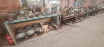 antieke klokken beschikbaar voor biedingen