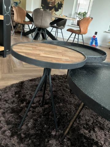 Leuke Bijzettafel beschikbaar voor biedingen