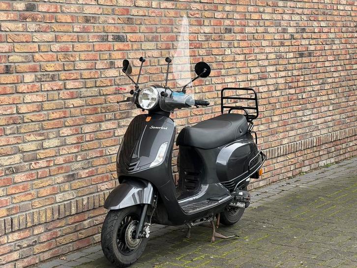 Nette La Souris scooter geel kenteken, Fietsen en Brommers, Scooters | Overige merken, Ophalen