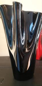 Vintage Glazen zakdoek Vaas 30 cm Zo Goed Als Nieuw, Antiek en Kunst, Ophalen of Verzenden