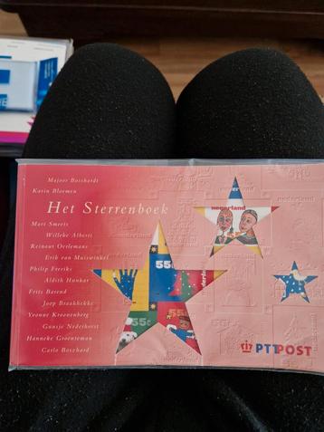 Het sterrenboek tegen elk aannemelijk bod.  beschikbaar voor biedingen