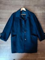 Middellange donkerblauwe mantel kasjmier, Ophalen of Verzenden, Zo goed als nieuw, Maat 42/44 (L), Blauw