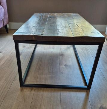 Salontafel beschikbaar voor biedingen