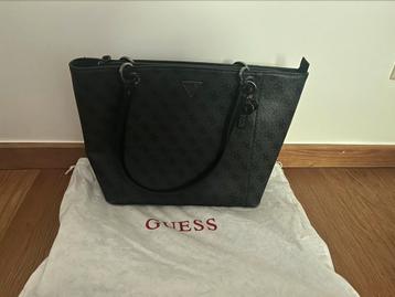 Guess handtas zwart beschikbaar voor biedingen