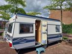 Fendt Saphir 470 TFB bj.2002 met voortent, fransbed, rondzit, Caravans en Kamperen, 2 aparte bedden, Rondzit, Particulier, Tot en met 5