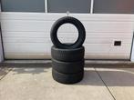 Bridgestone - Bizzak. M + S.  Winterbanden. 215 - 55 -17., 17 inch, Band(en), Personenwagen, Gebruikt