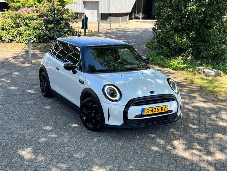 MINI Cooper 1.5 136pk Automaat 2023 3DRS 'Camden'., Auto's, Mini, Bedrijf, Cooper, ABS, Achteruitrijcamera, Airbags, Airconditioning