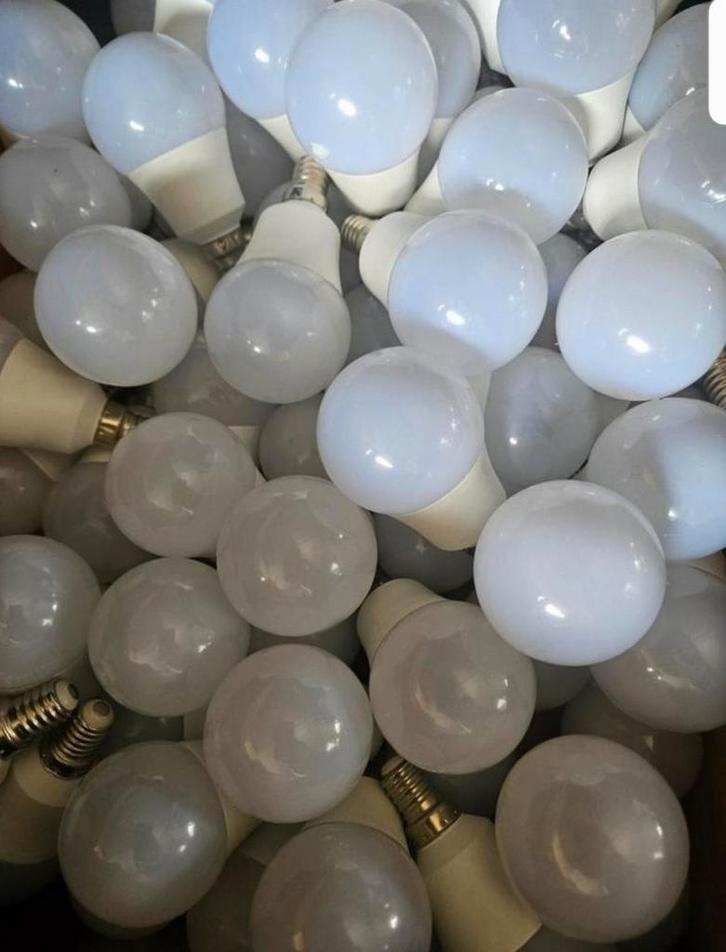 Grote partij E14-  3W Led bollen, Huis en Inrichting, Woonaccessoires | Kandelaars en Kaarsen, Ophalen of Verzenden