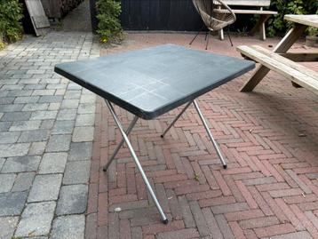 Inklapbare campingtafel 60x80cm beschikbaar voor biedingen