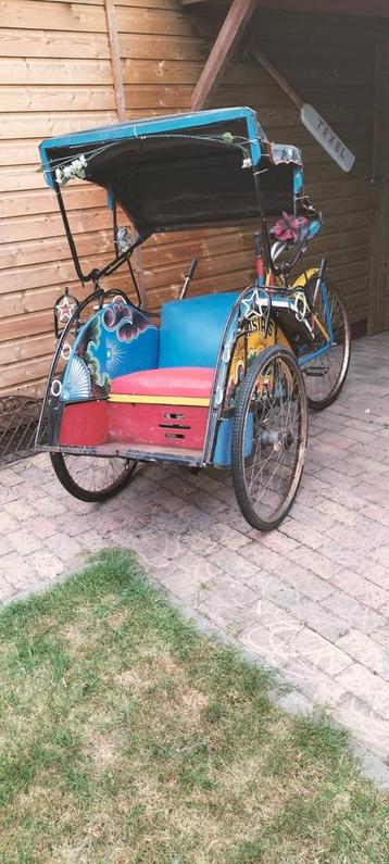 Aziatische Fietstaxi / Riksja wie oh wie beschikbaar voor biedingen