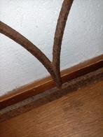 Brocante grotere gietijzeren stalraam, Minder dan 80 cm, Ophalen of Verzenden, Zo goed als nieuw, .