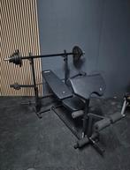 NIEUWSTAAT! Multifunctionele halterbank met halterset, Sport en Fitness, Fitnessmaterialen, Ophalen, Zo goed als nieuw, Fitnessbank