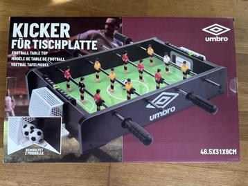 Umbro mini tafelvoetbal beschikbaar voor biedingen
