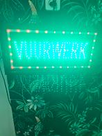 Neon Vuurwerkreclamebord, Ophalen of Verzenden, Zo goed als nieuw, Lichtbak of (neon) lamp