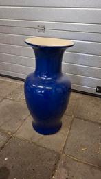 Mooie grote vaas, Ophalen, 50 tot 75 cm, Blauw, Aardewerk of Porselein