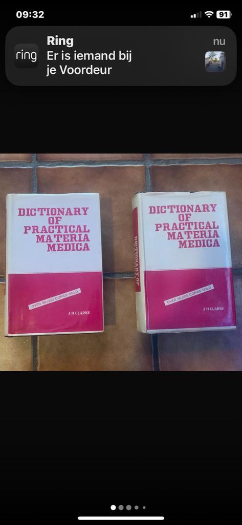 Dictionary Practical Materia Medica Clarke, 2 delen, Boeken, Woordenboeken, Gelezen, Overige talen, Overige uitgevers, Ophalen of Verzenden