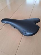 Fizik Aliante zadel. R3 Twin Flex uitvoering., Fietsen en Brommers, Fietsonderdelen, Racefiets, Ophalen of Verzenden, Zo goed als nieuw